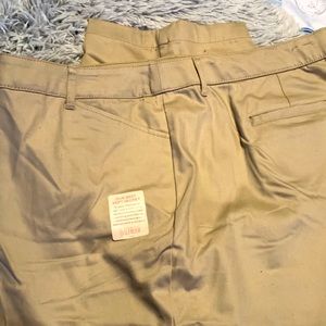 St. John’s Bay Khaki Capri